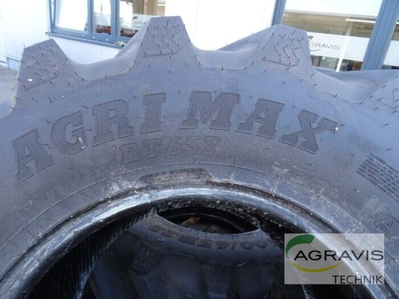 BKT 600/65 R28