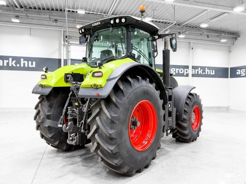 Claas Axion 930