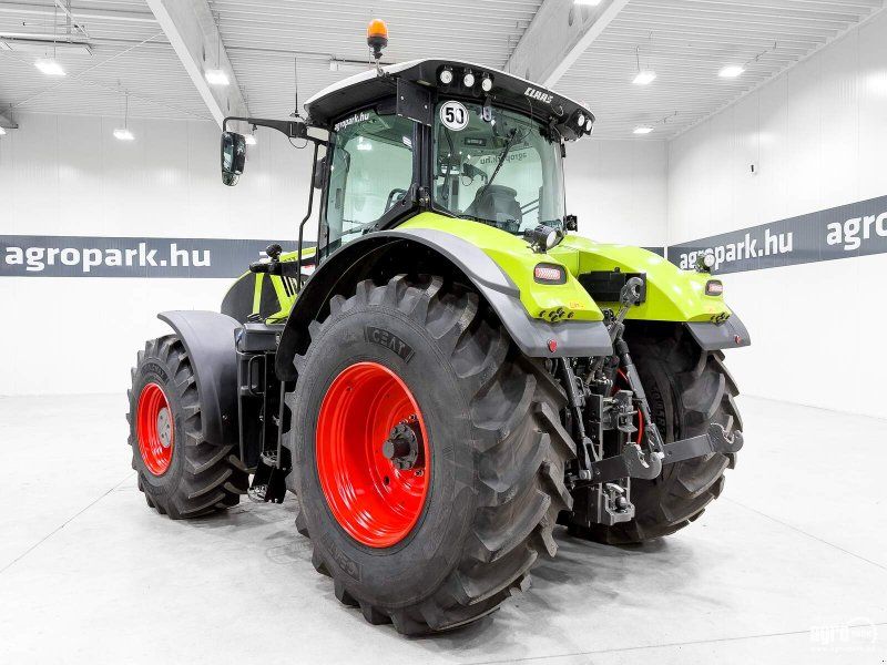 Claas Axion 930