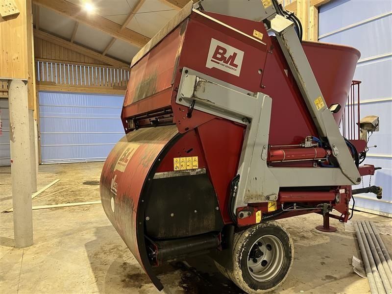 BvL Futtermischwagen V Mix Fill Plus 8-1S LS