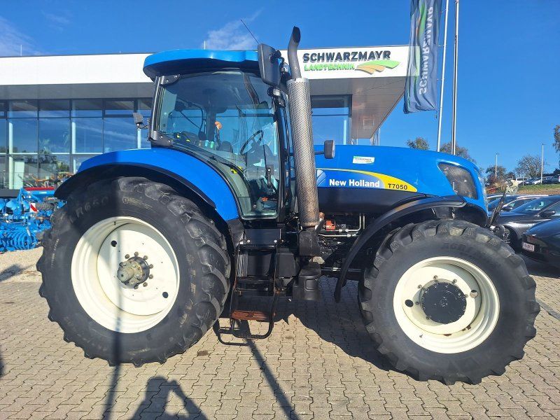 New Holland T 7050 PC