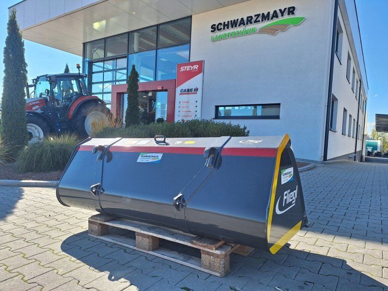 Fliegl AgroCenter LG-Schel 1900