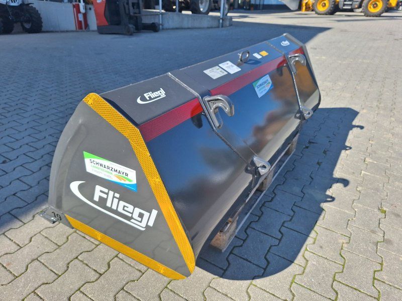 Fliegl AgroCenter LG-Schel 1900