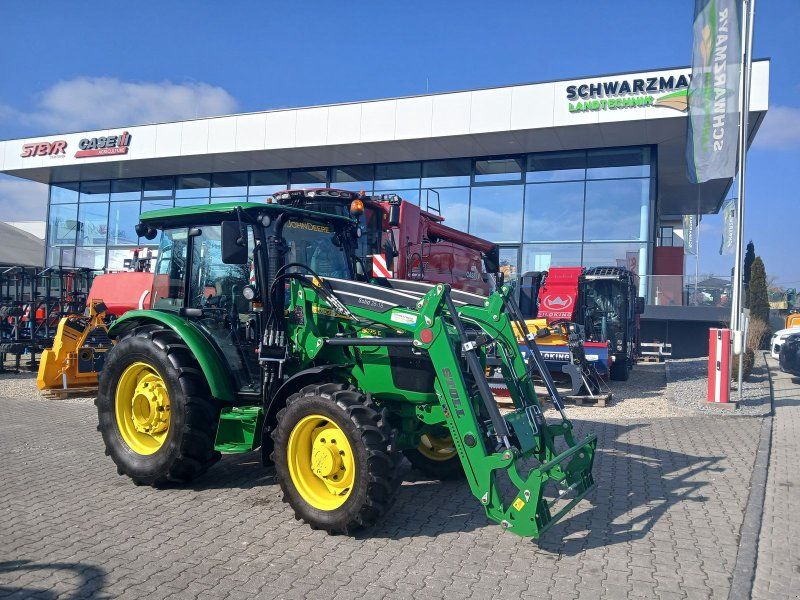John Deere 5075E