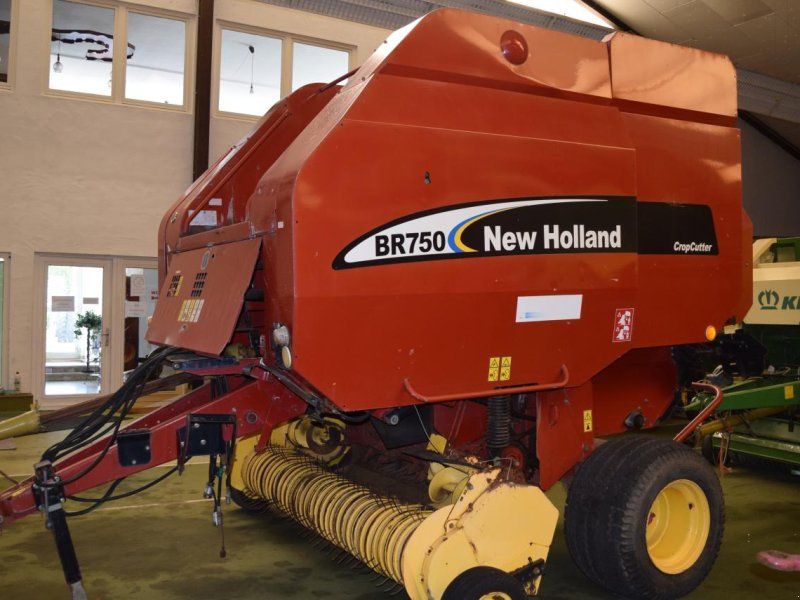 New Holland BR 750 CropCutter