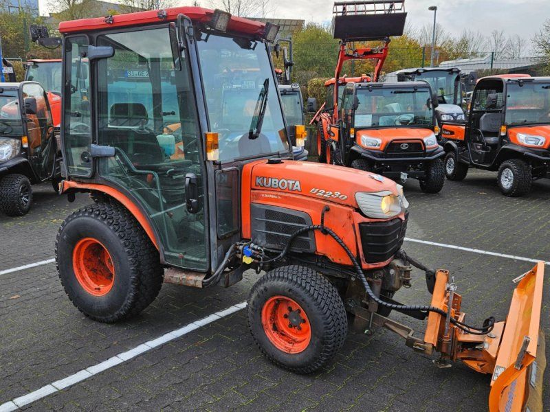 Kubota B2230