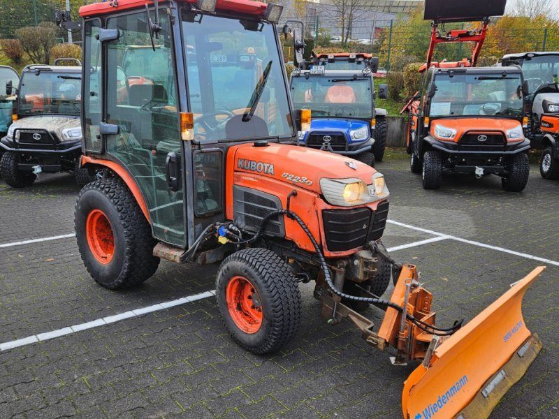 Kubota B2230