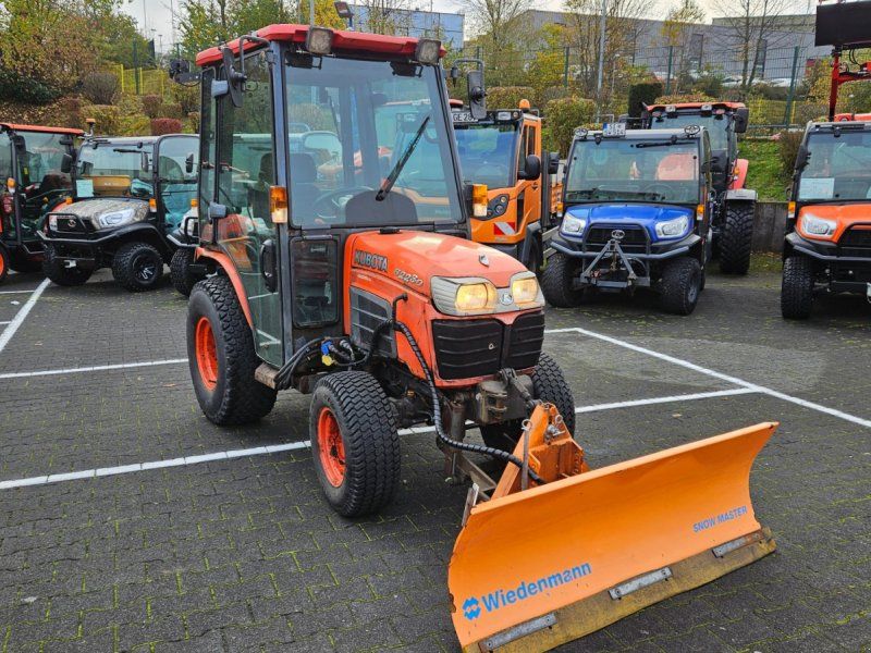 Kubota B2230