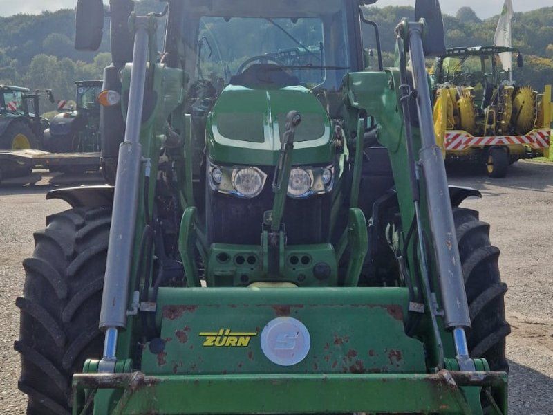 John Deere 6120M