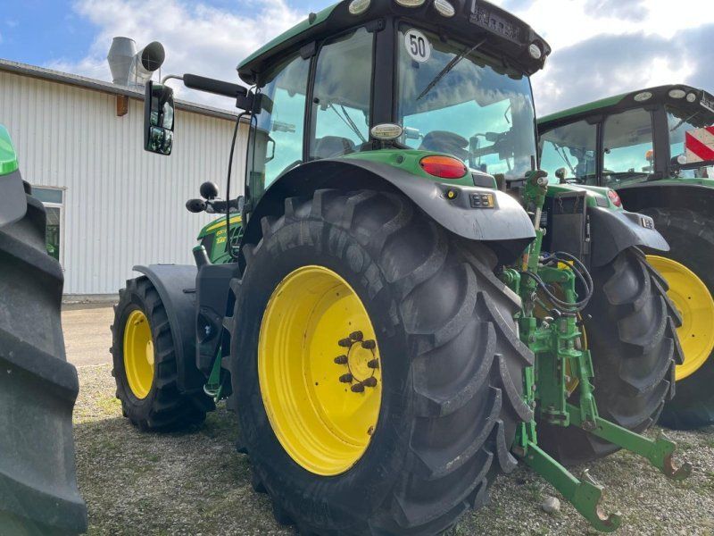John Deere 6130R