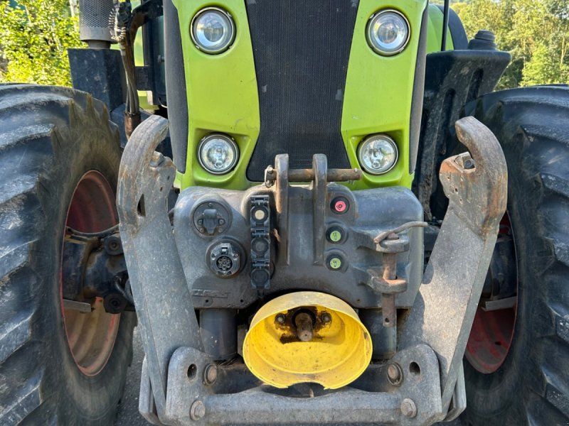 Claas Arion 550