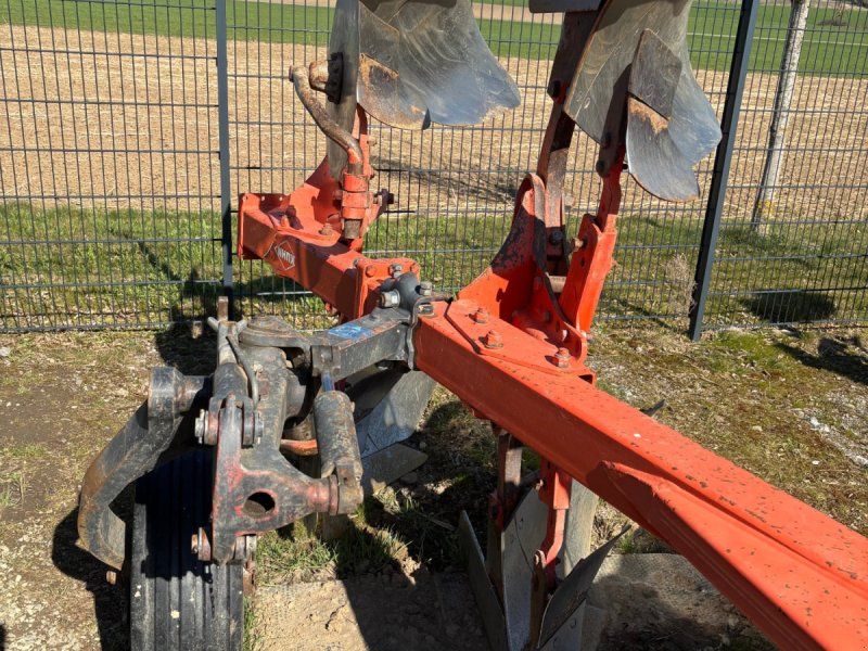 Kuhn Multimaster 123T