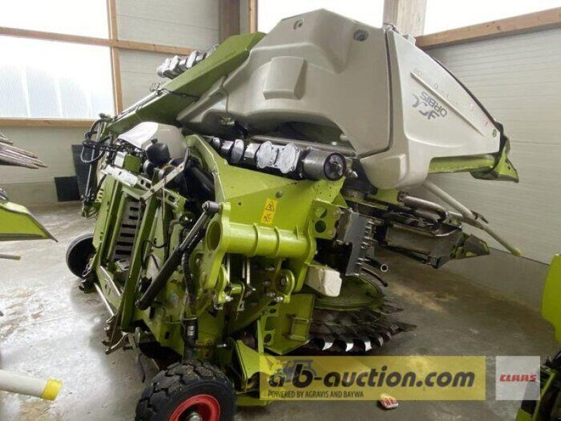 Claas ORBIS 900