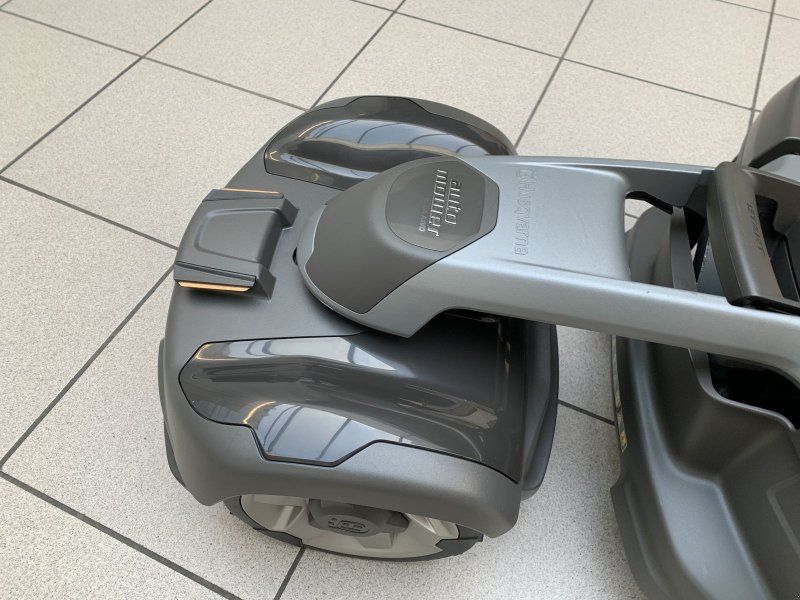 Husqvarna Rasenroboter Auto 435X AWD