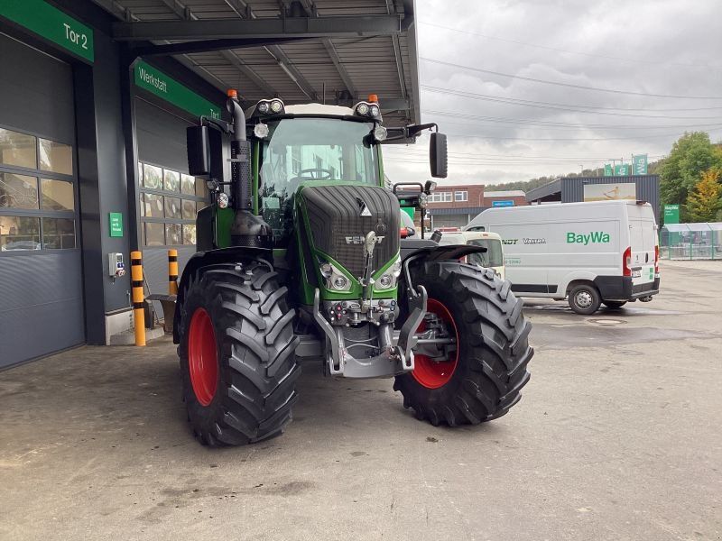 Fendt 828 VARIO S4 PROFI PLUS