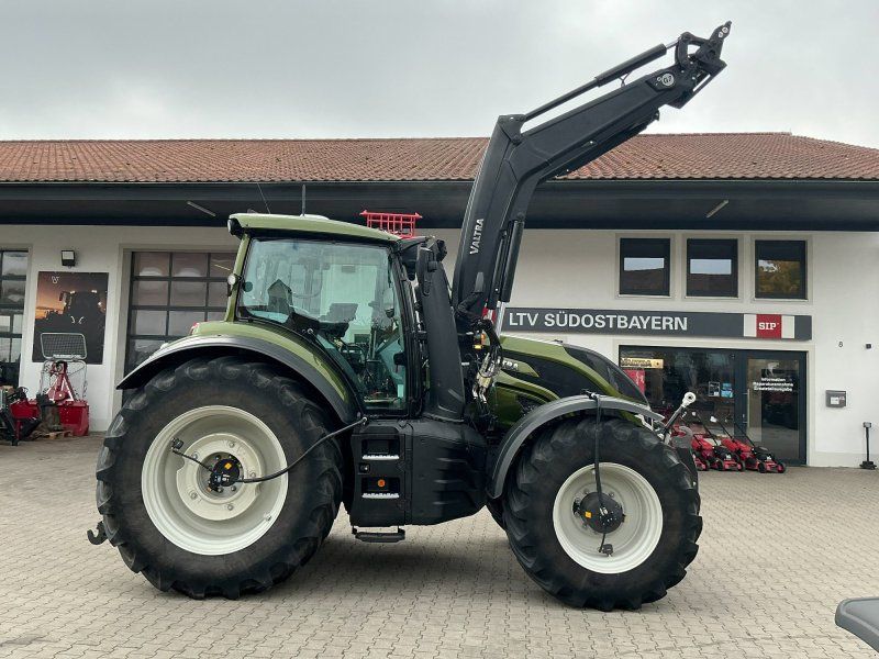 Valtra T 215 D