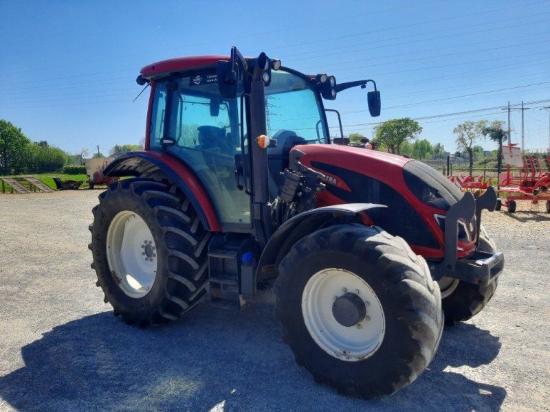 Valtra A114