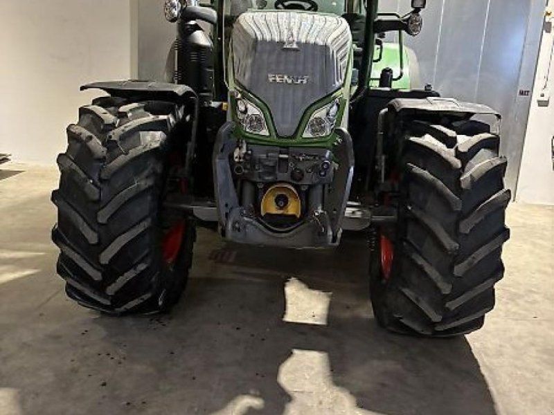 Fendt 718 vario