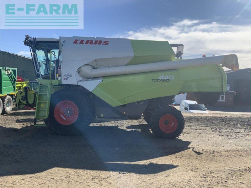 Claas TUCANO 440