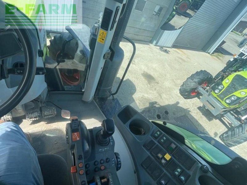 Claas ARION 630 CIS
