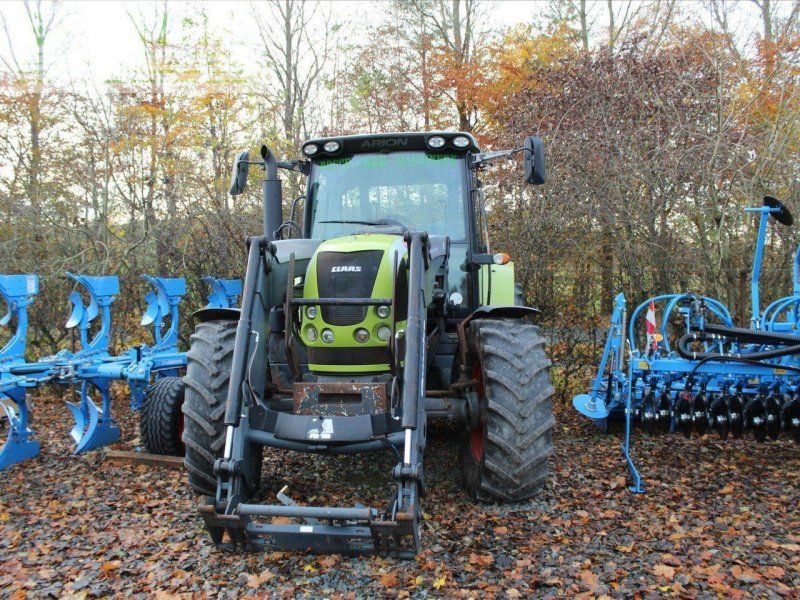Claas ARION 530