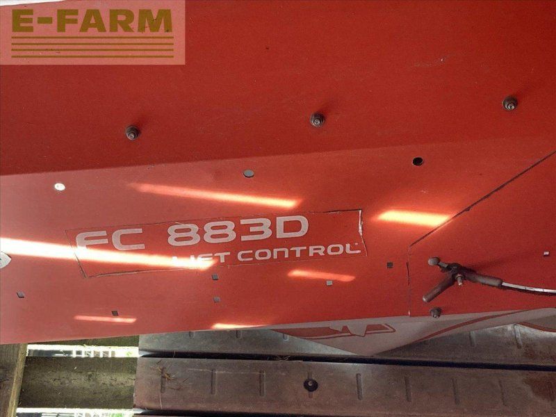 Kuhn FC883