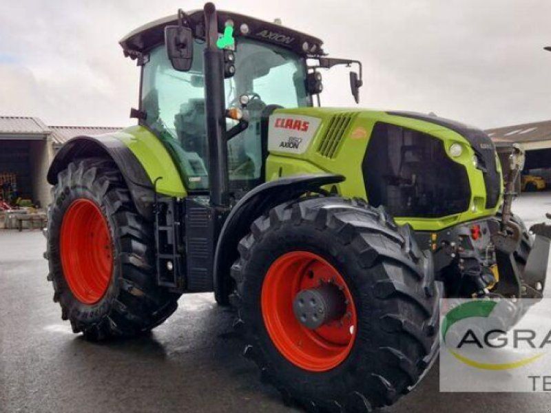 Claas AXION 850