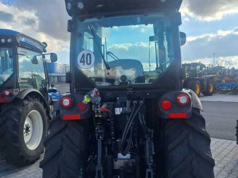 New Holland T 4.100 F CAB