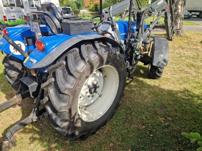New Holland TD 4020 F