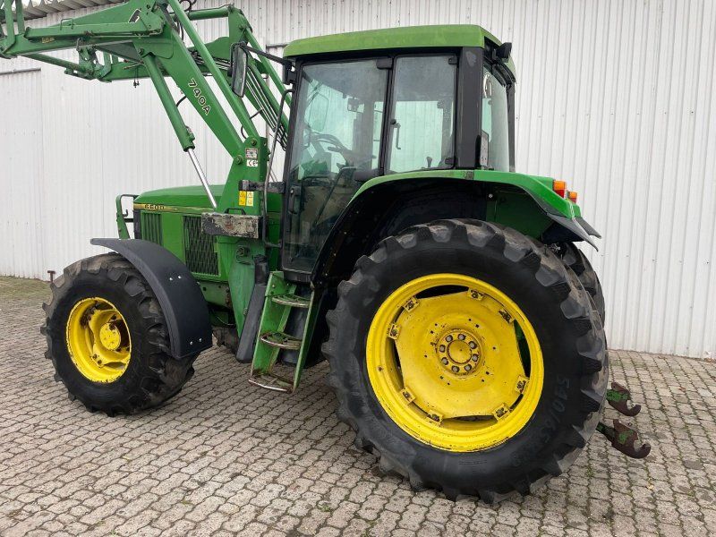 John Deere 6600