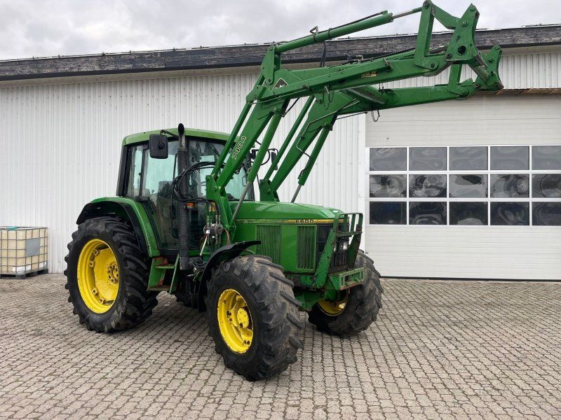 John Deere 6600