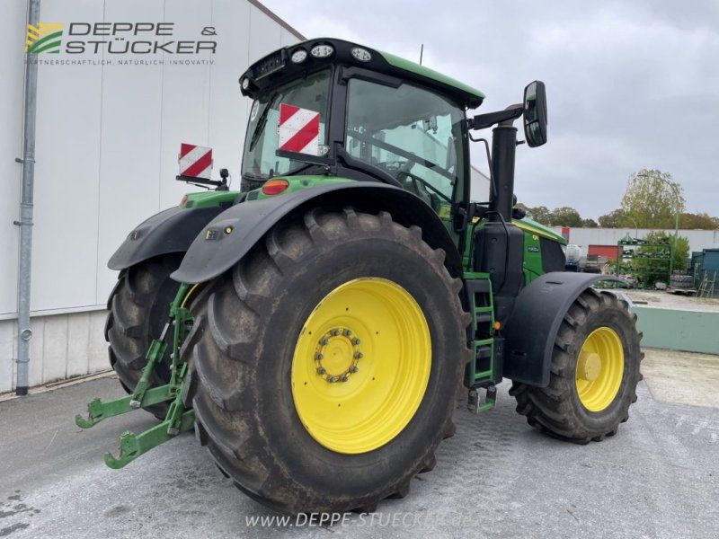 John Deere 6R 250