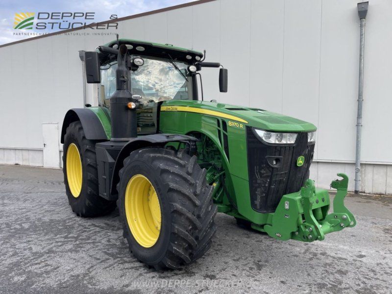 John Deere 8370R