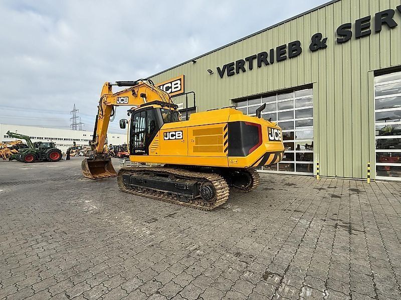 JCB 370X