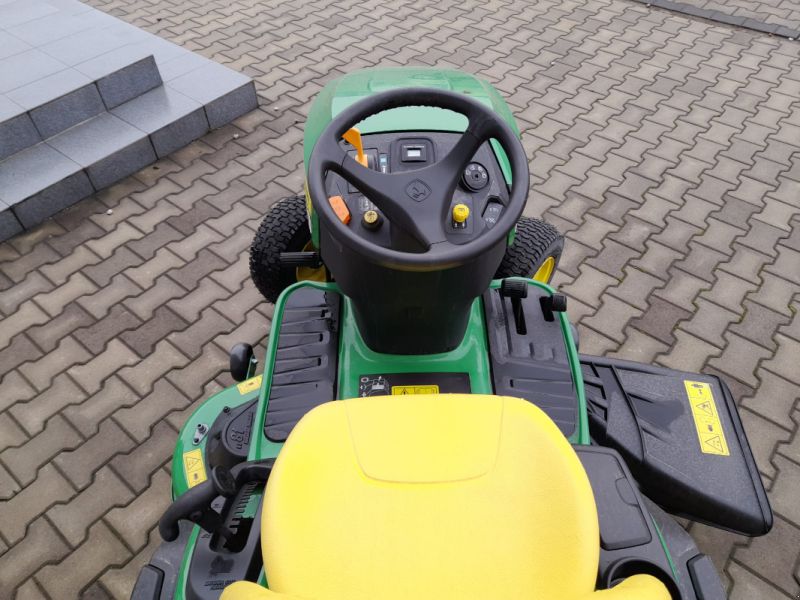 John Deere X167