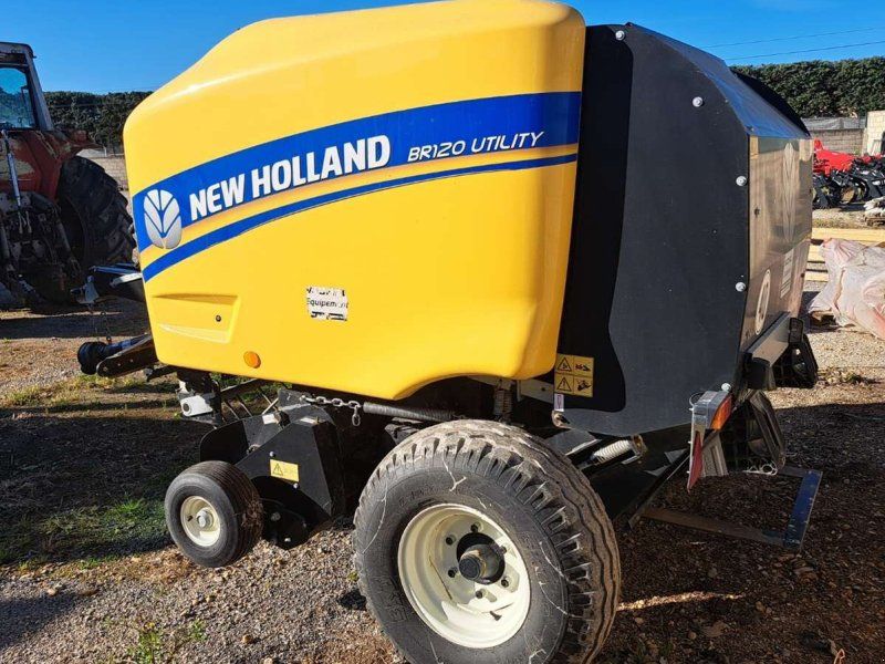 New Holland BR120UTILITY