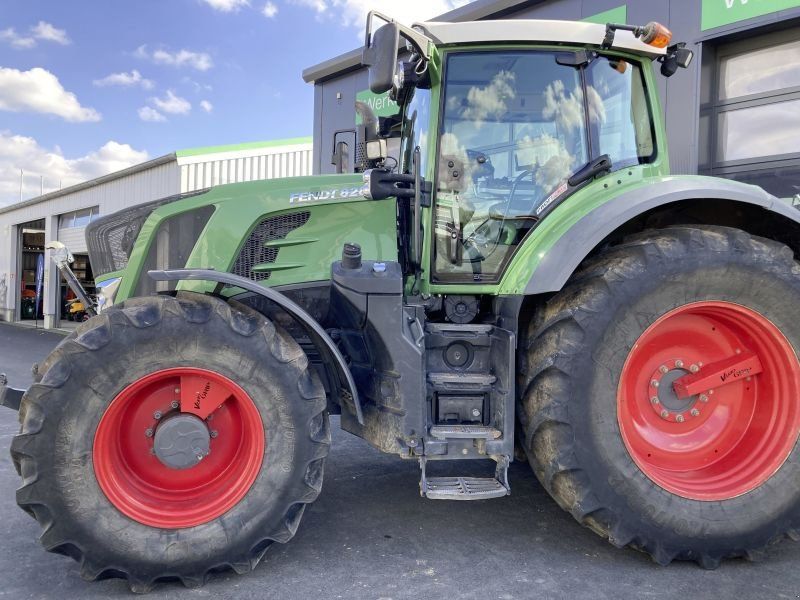 Fendt 828 VARIO S4 PROFI PLUS