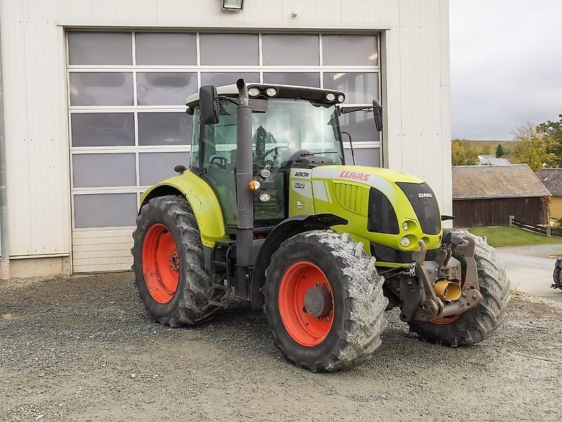 Claas Arion 620