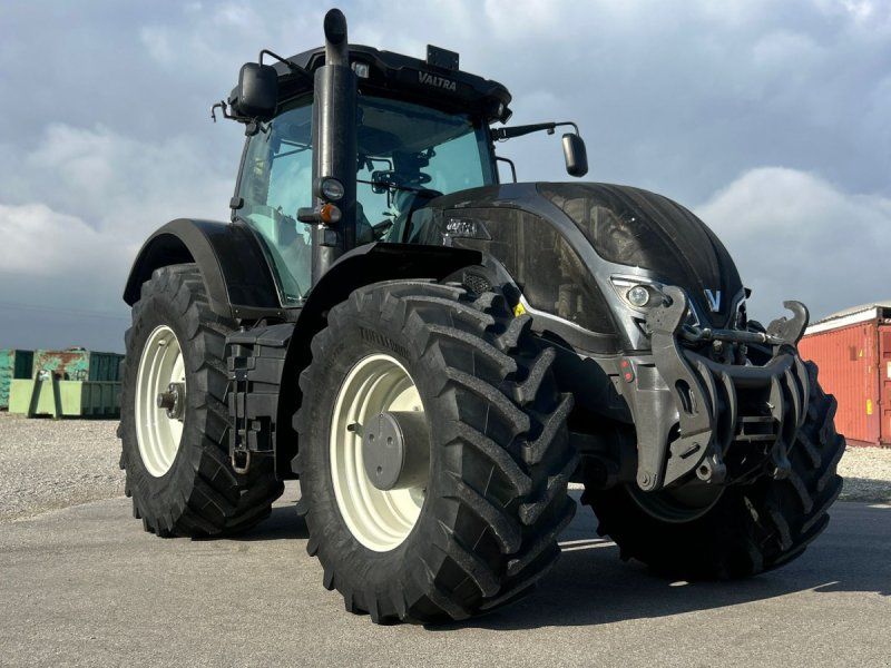 Valtra S374
