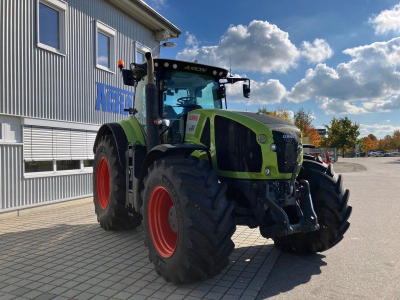 Claas Axion 920
