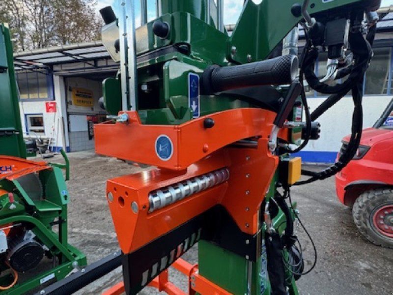 Posch HydroCombi 20 mit Funkseilwinde