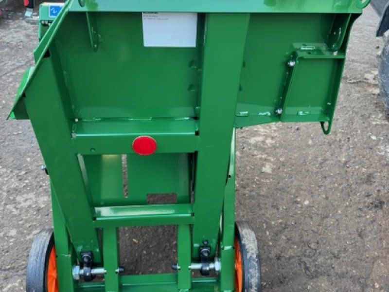 Posch Wipp mit Zapfwellenantrieb