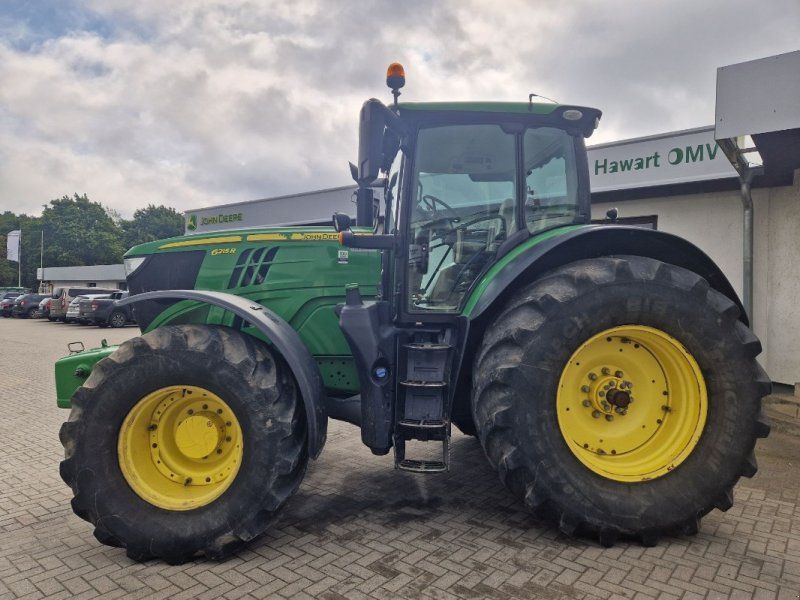 John Deere 6215R