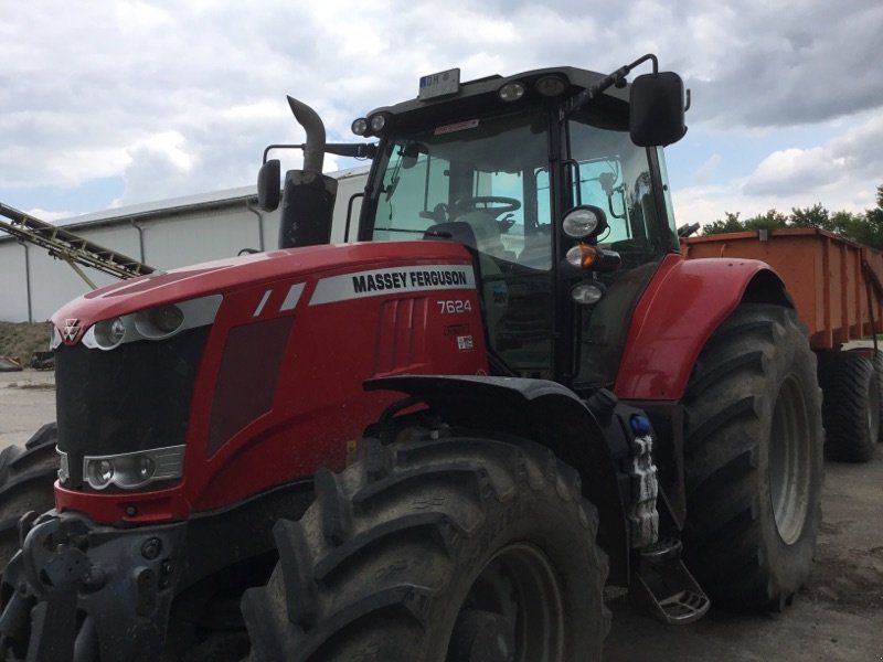Massey Ferguson 7624