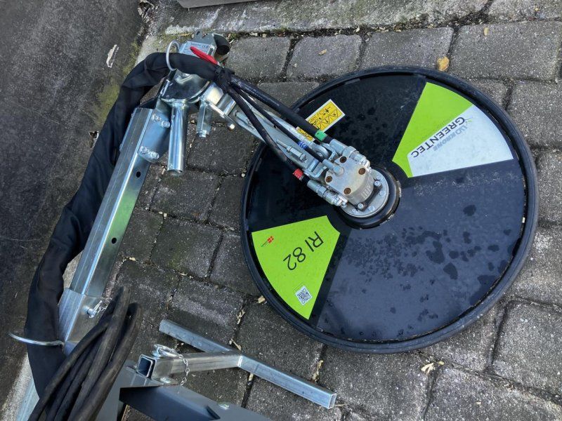 GreenTec Zaunmäher rechts