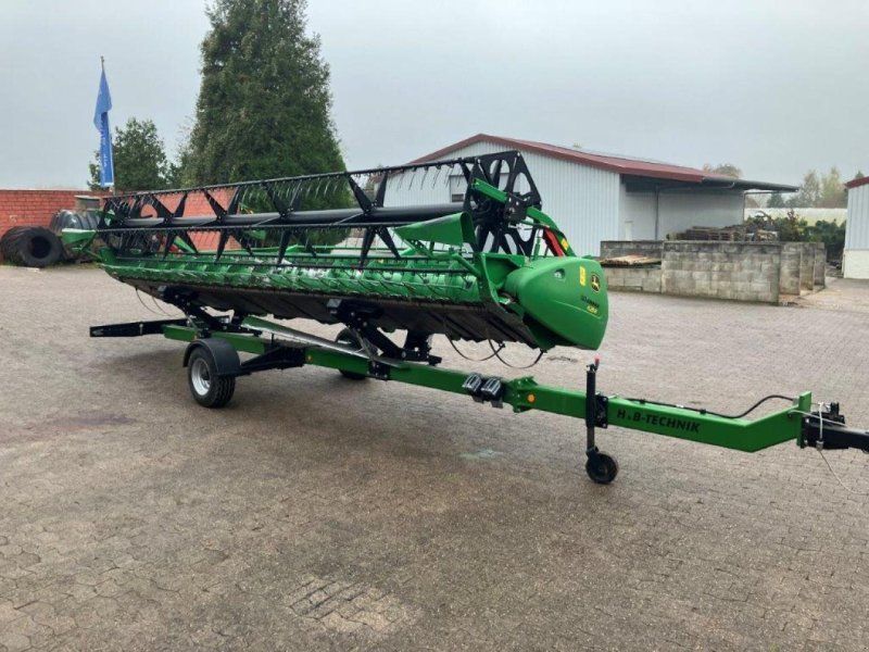 John Deere T560