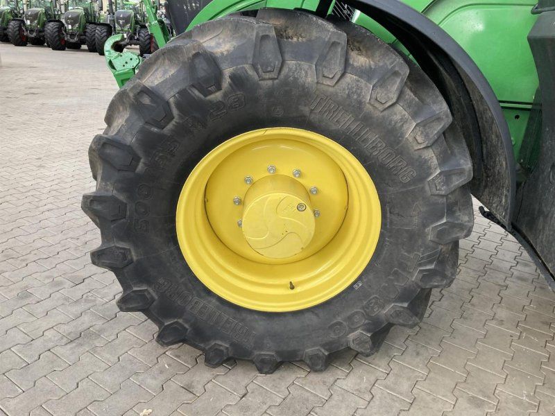 John Deere 6R 185