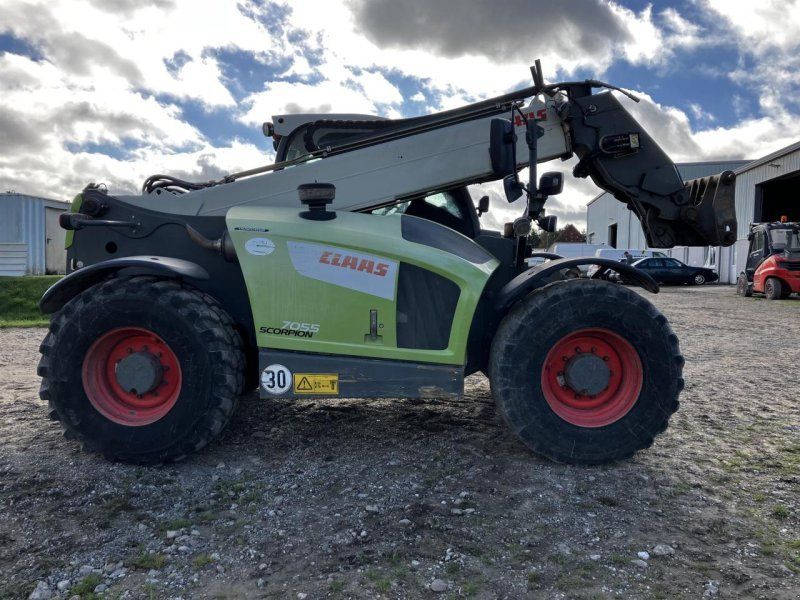 Claas 7055