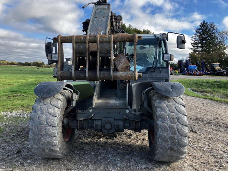Claas 7055