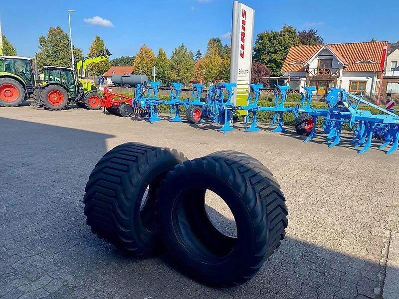 BKT Floatation 648; 550/45-22.5